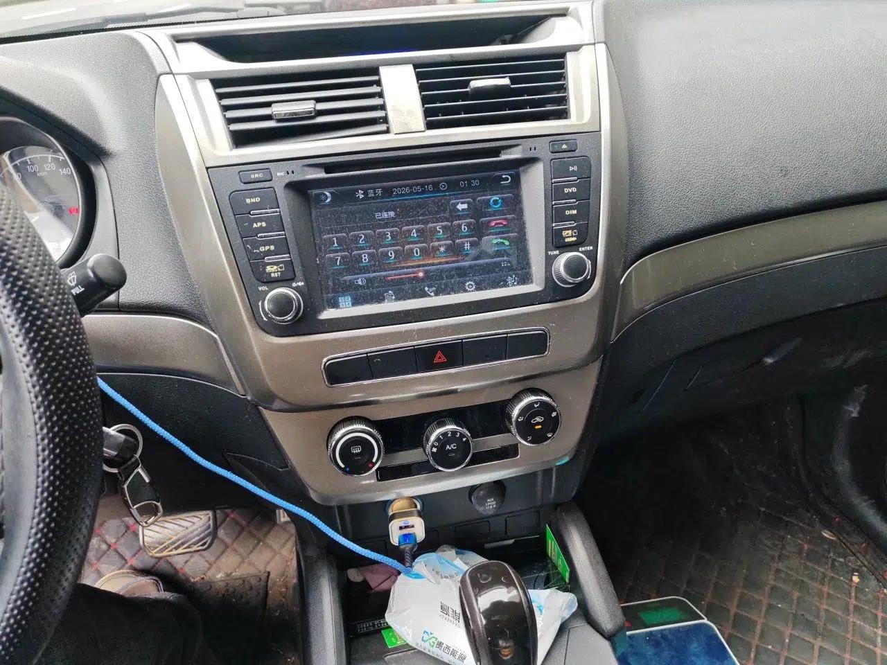 Geely Auto GX7 2014 2.0L Automatic Value Edition — миниатюра 14