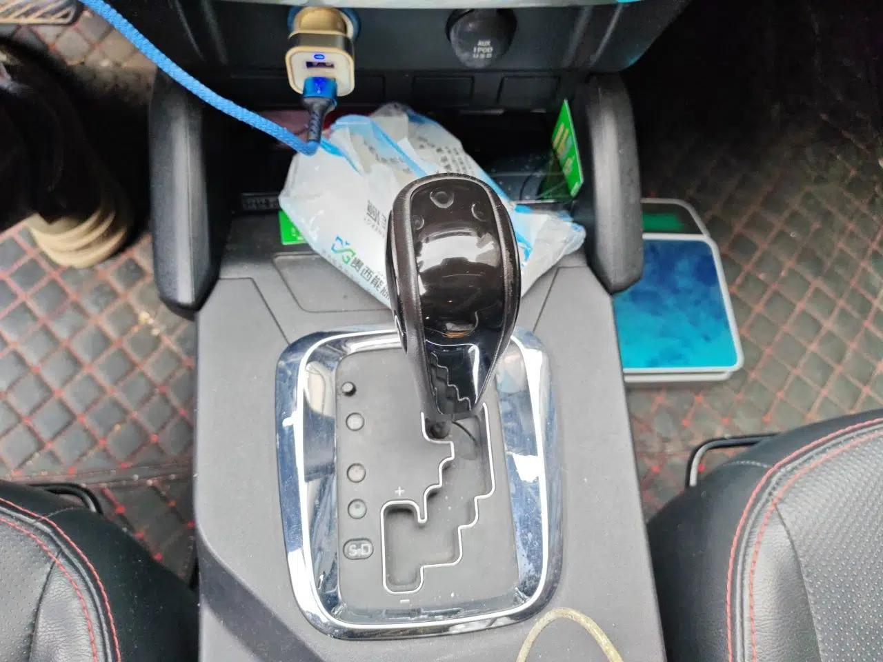 Geely Auto GX7 2014 2.0L Automatic Value Edition — миниатюра 15