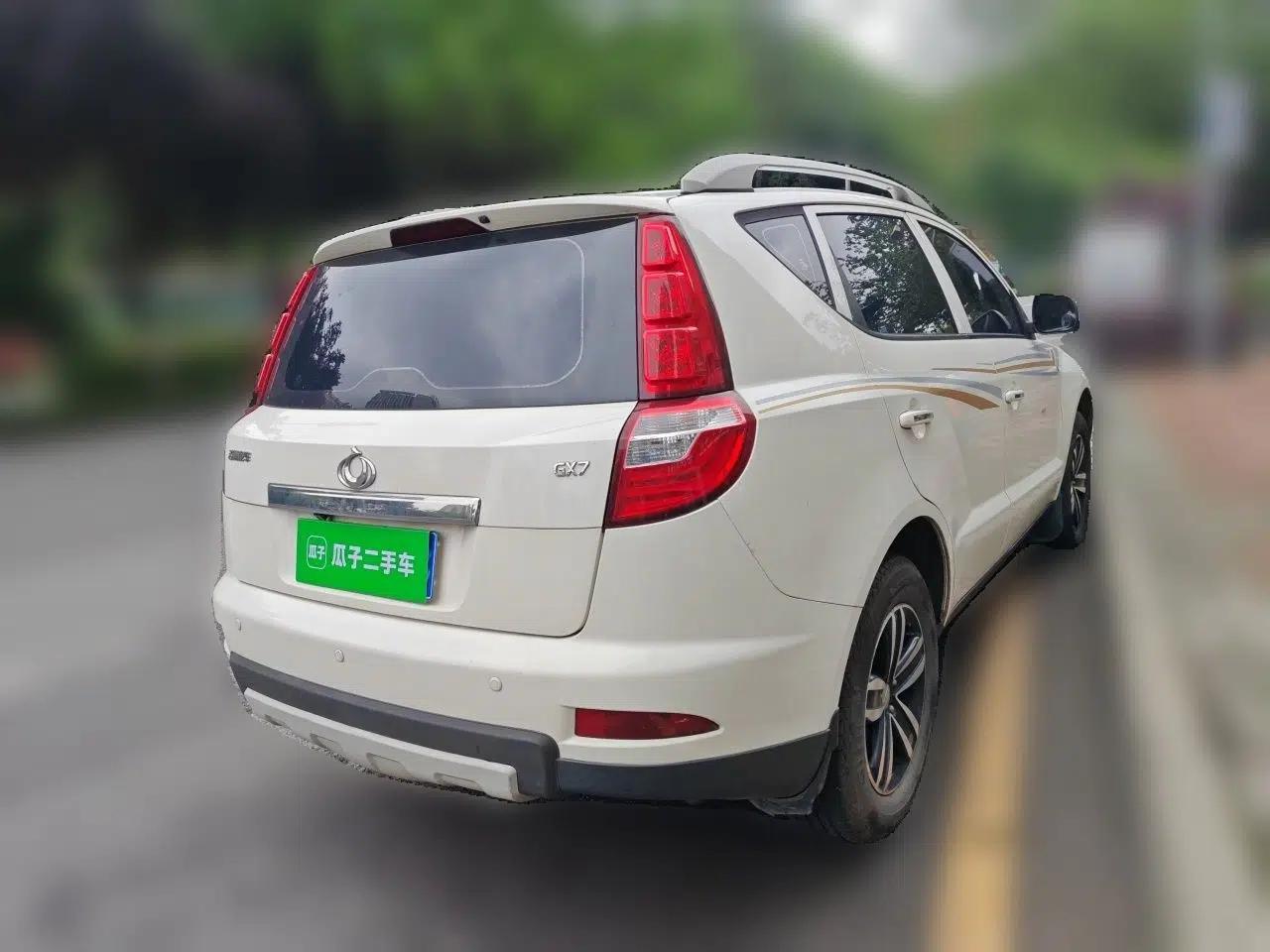 Geely Auto GX7 2014 2.0L Automatic Value Edition — миниатюра 6