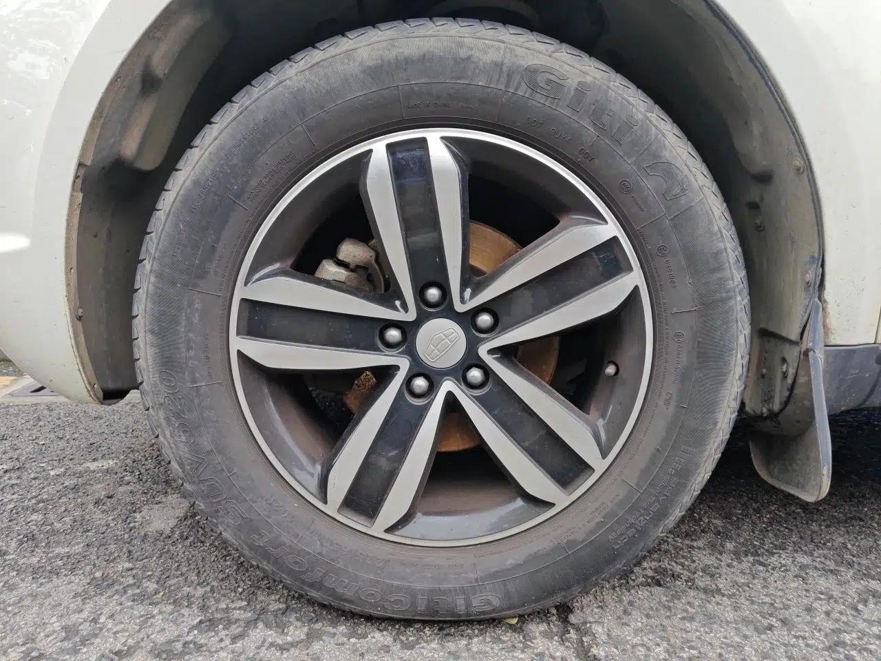 Geely Auto GX7 2014 2.0L Automatic Value Edition — миниатюра 8
