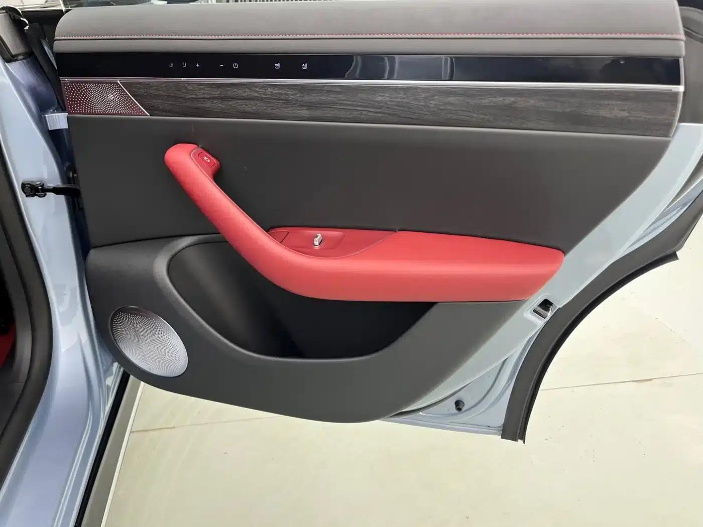 Zhijie S7 2024 Max Rear-Wheel Drive Long-Range Intelligent Driving Edition — миниатюра 8