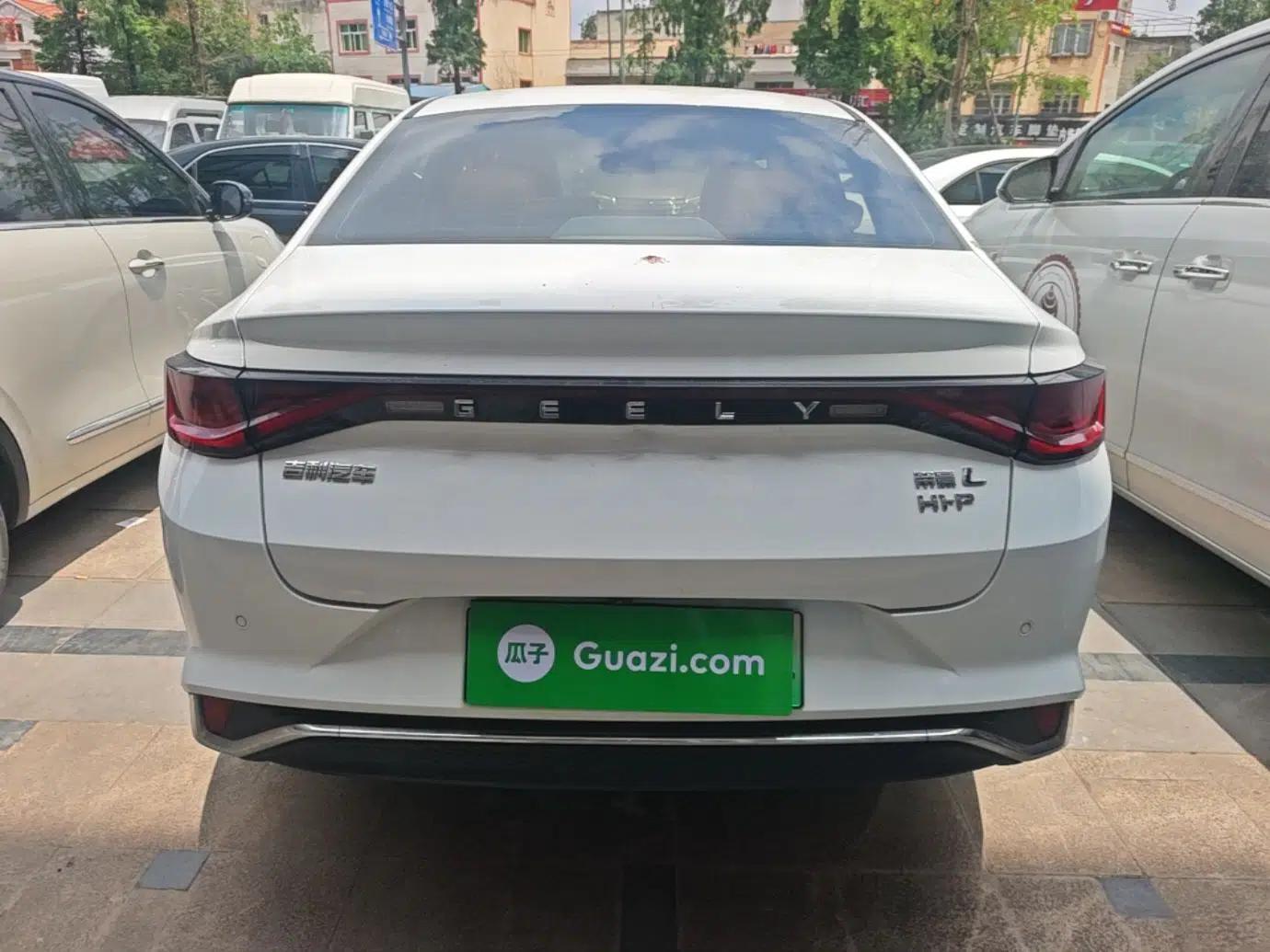 Geely Auto Emgrand L HiP 2024 Longteng Edition 1.5TD-DHT Pro 100KM Excellence Model — миниатюра 5