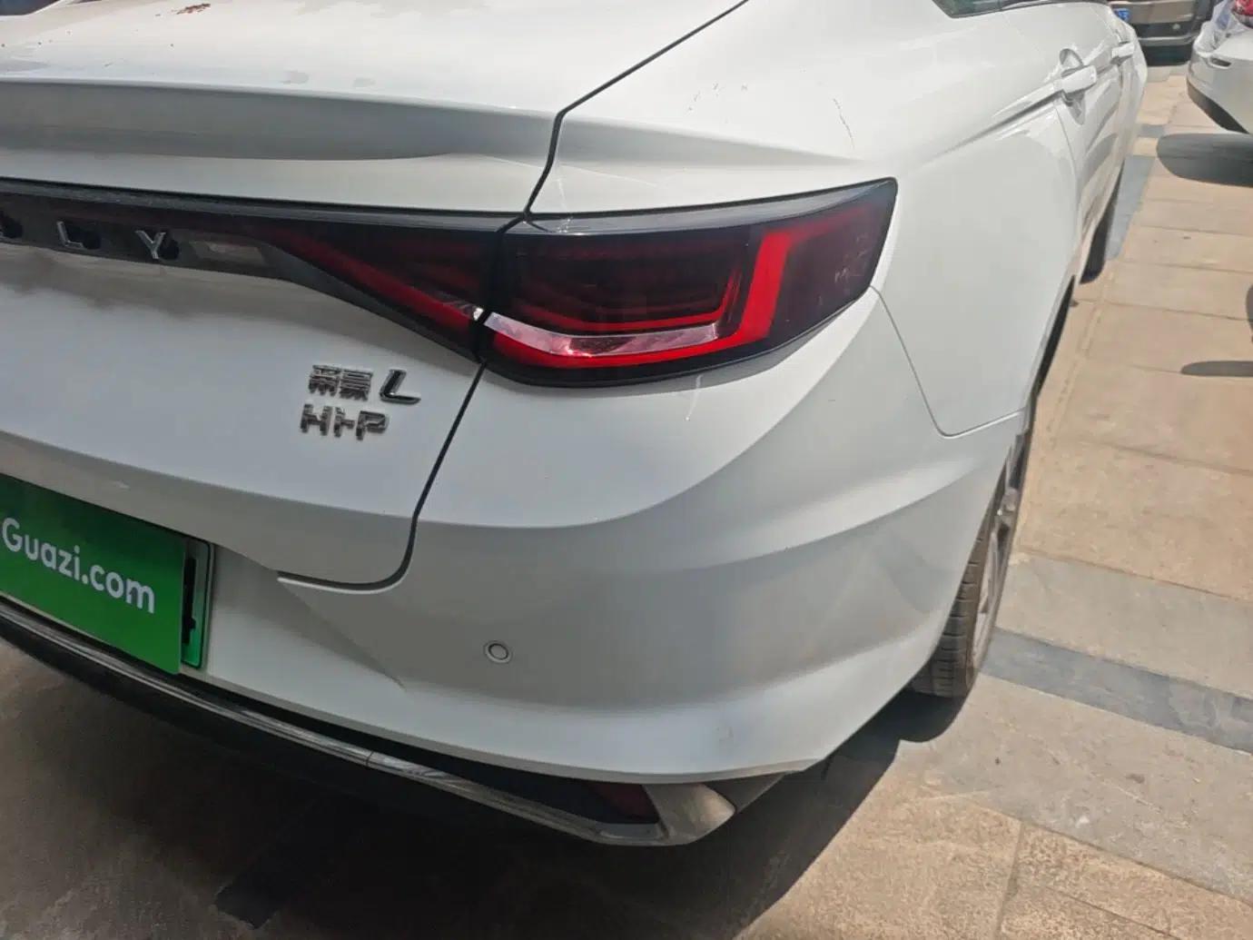 Geely Auto Emgrand L HiP 2024 Longteng Edition 1.5TD-DHT Pro 100KM Excellence Model — миниатюра 7