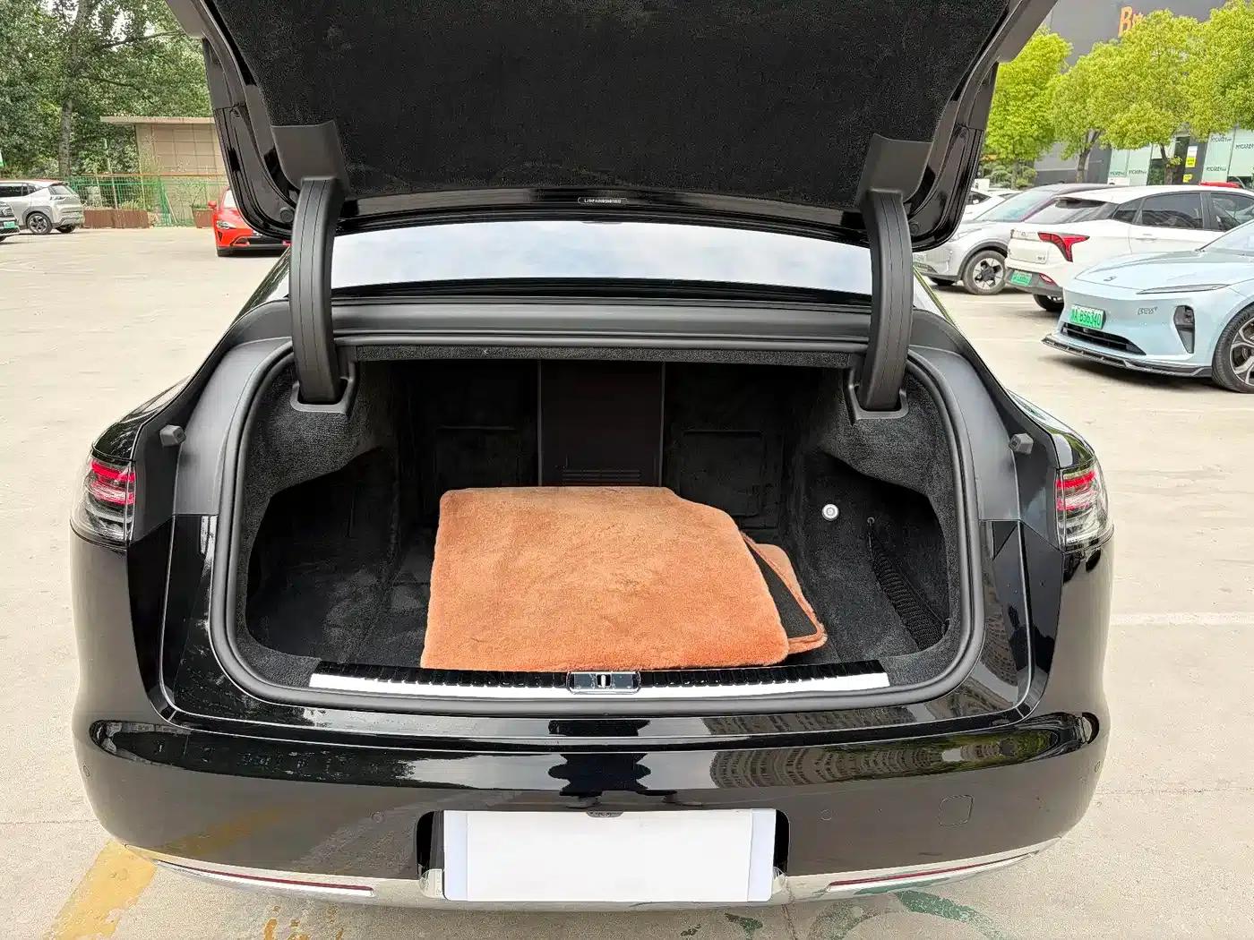 2025 S800 Premium Range Extended Star Edition 5-seater (192-line LiDAR) — миниатюра 13
