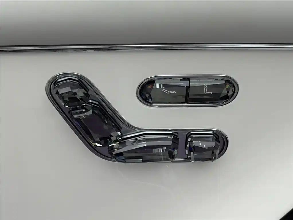 2025 S800 Premium Range Extended Star Executive Edition 4-seater (192-line LiDAR) — миниатюра 15