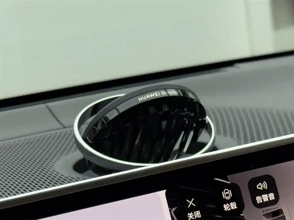 2025 S800 Premium Range Extended Star Executive Edition (4-seater, 192-line LiDAR) — миниатюра 17