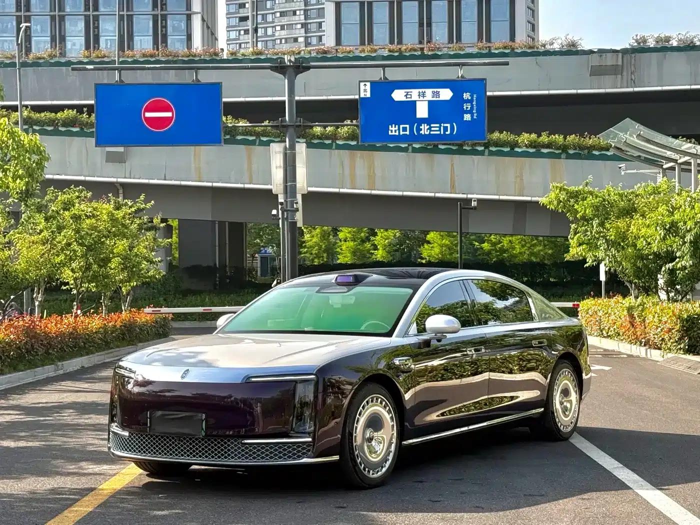 2025 S800 All-Electric Star Executive Edition (4-seater) with 192-line LiDAR — миниатюра 3
