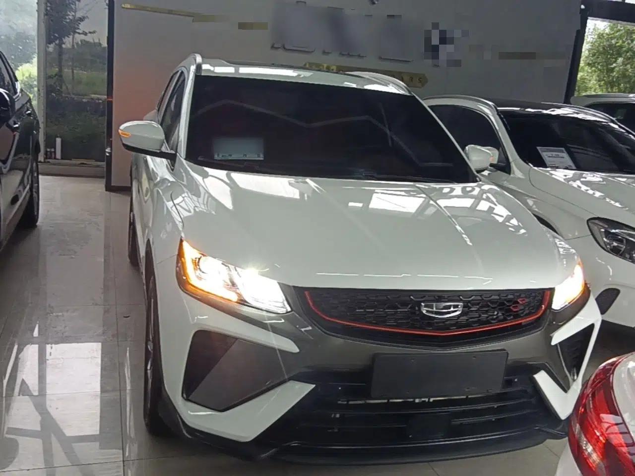Geely Auto Coolray New Energy 2022 1.5T ePro 85KM Starry Edition — миниатюра 2