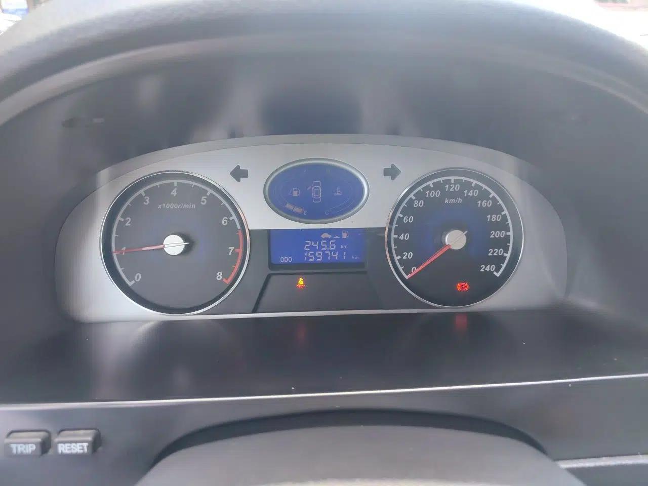 Geely Auto Classic Emgrand 2013 Hatchback 1.5L Manual Entry-Level Model — миниатюра 12