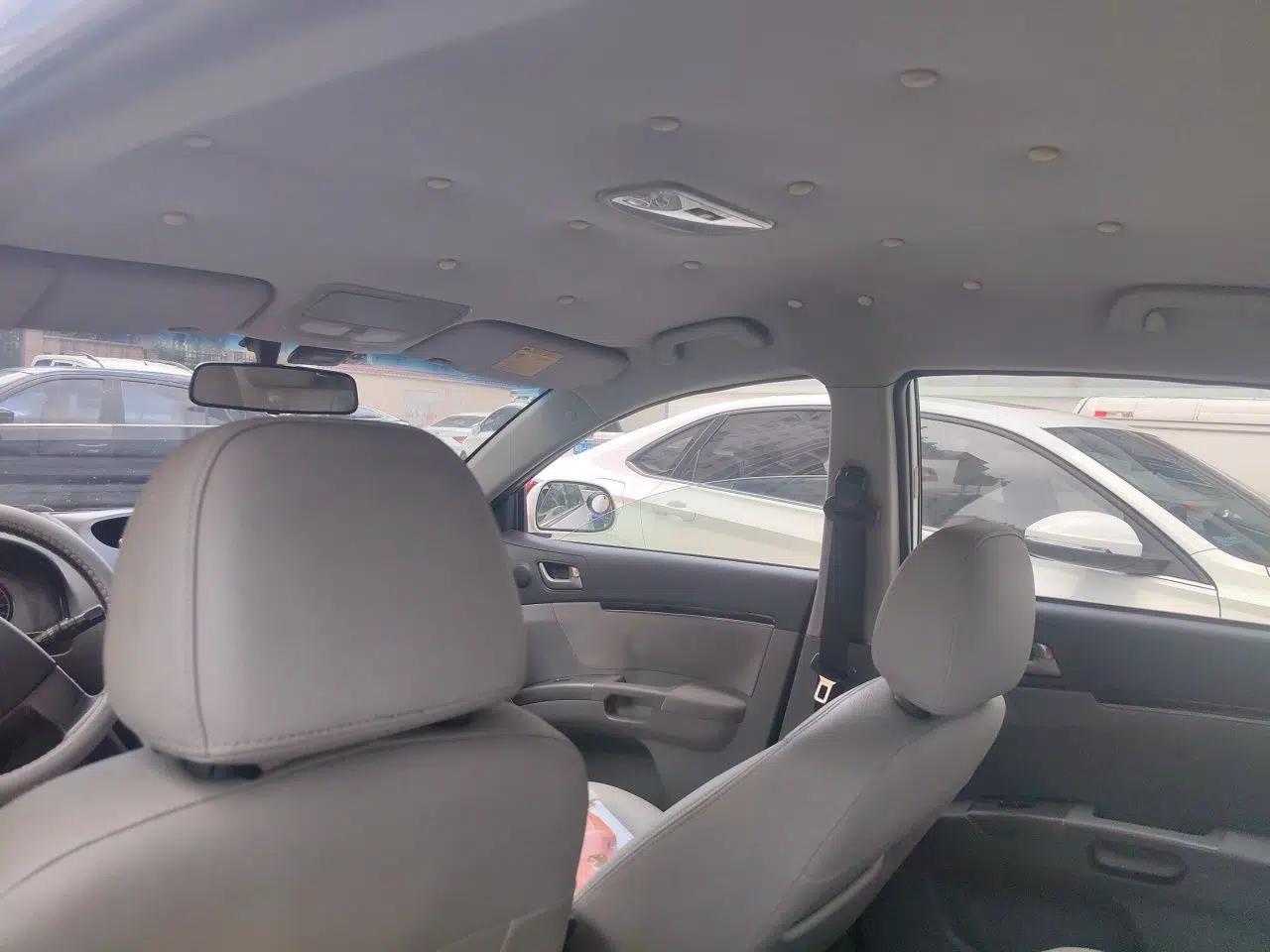 Geely Auto Classic Emgrand 2013 Hatchback 1.5L Manual Entry-Level Model — миниатюра 19