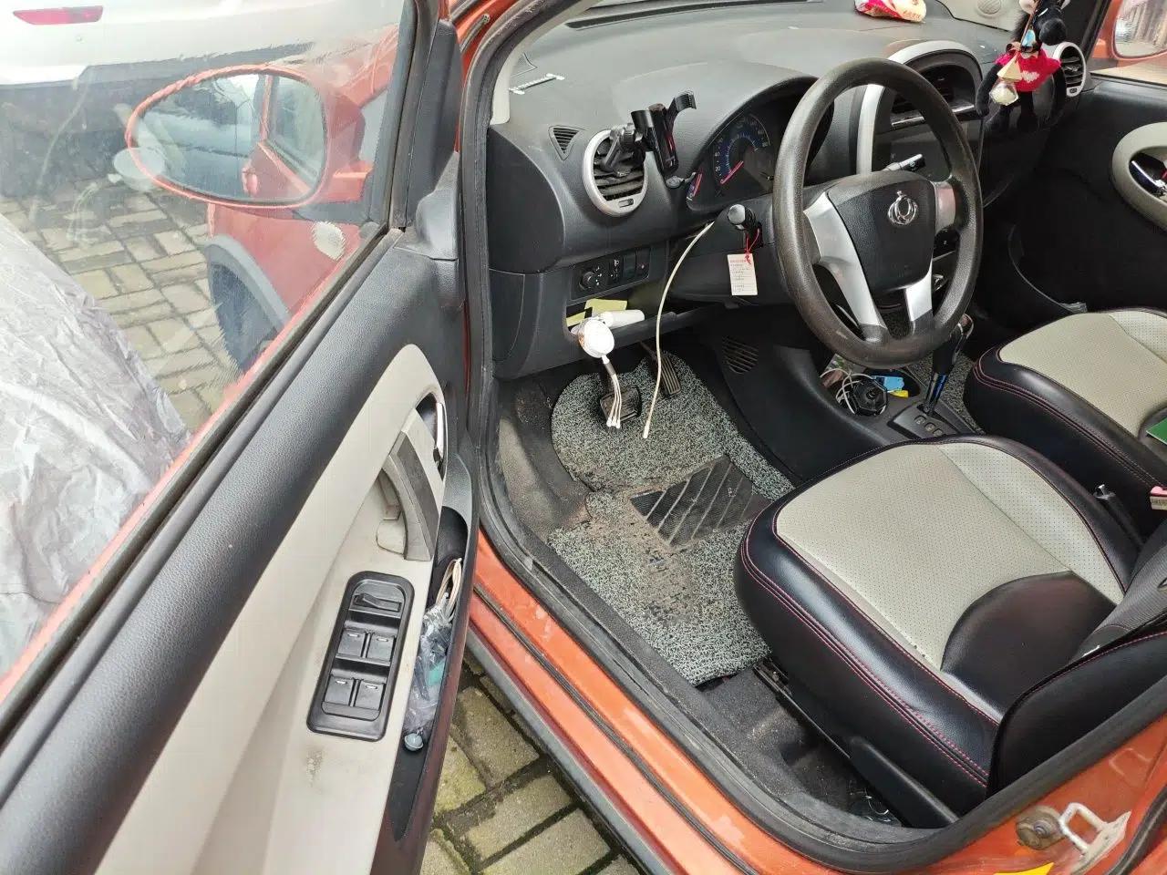 Geely Auto Panda Classic 2015 1.5L Automatic Cool & Fun Edition — миниатюра 17