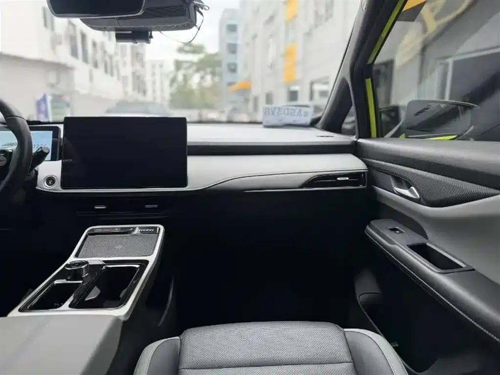 Hycan Z03 2022 Model 510km Smart Edition 135kW 63.98kWh — миниатюра 8