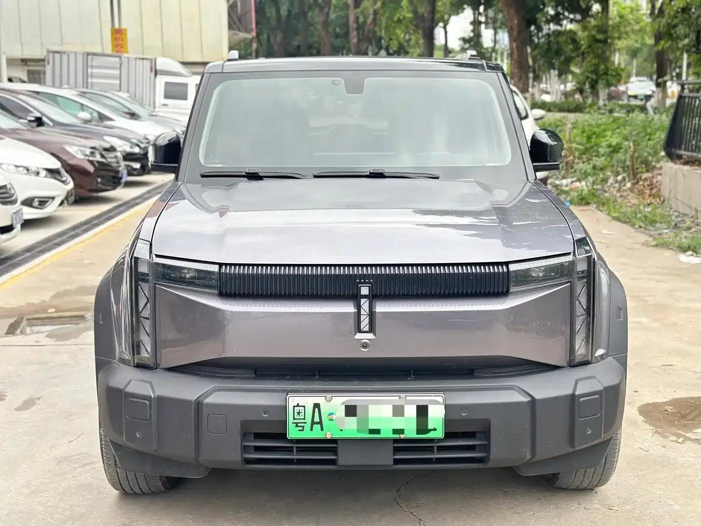 iCAR 03 2024 Model 501km 2WD Long Range Trend Edition — миниатюра 2