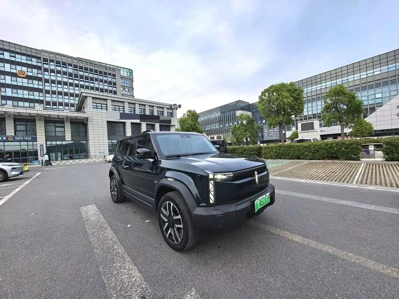 iCAR 03 2024 Model 501km AWD Long Range Advanced Edition — миниатюра 3