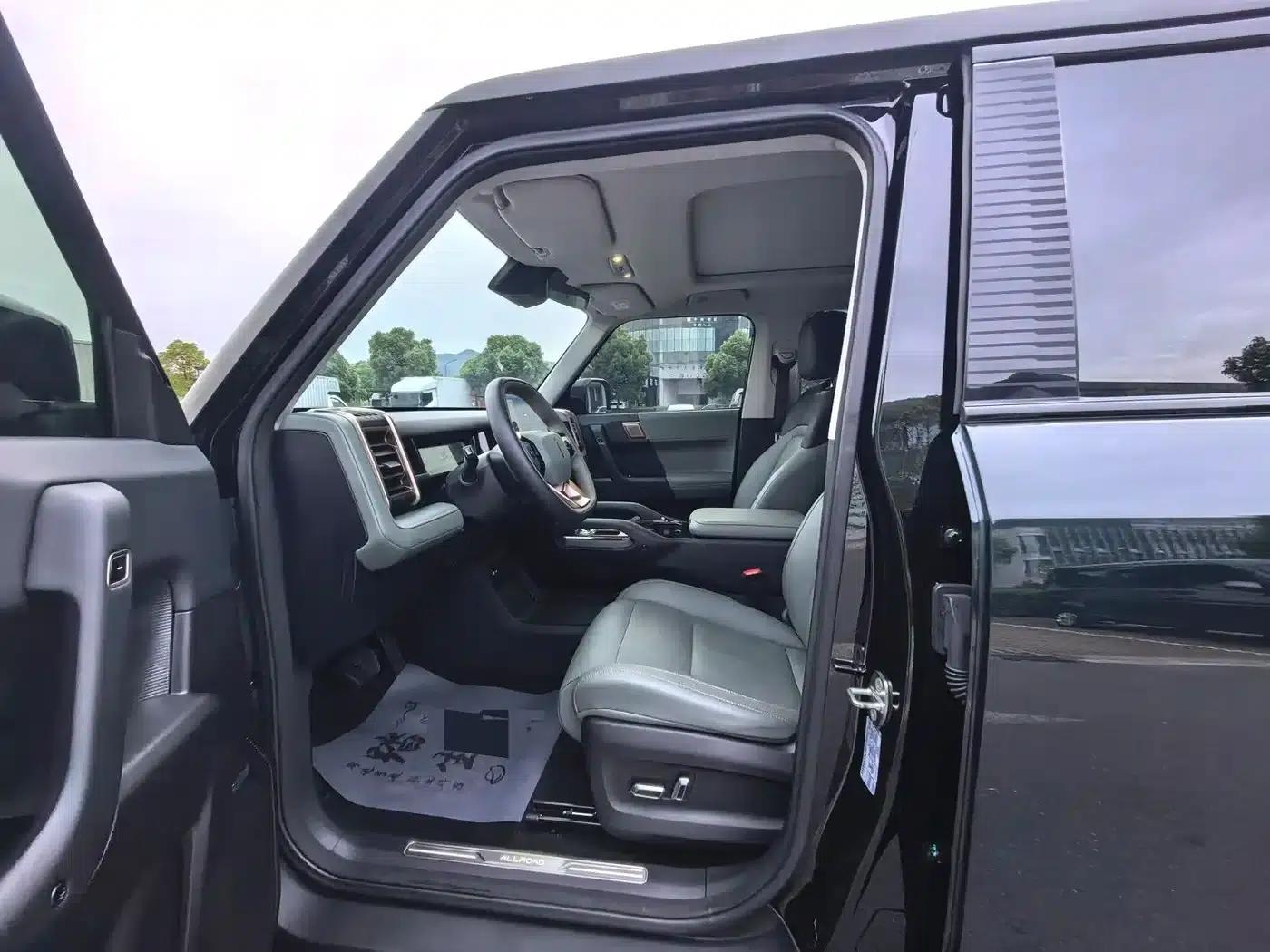 iCAR 03 2024 Model 501km AWD Long Range Advanced Edition — миниатюра 4