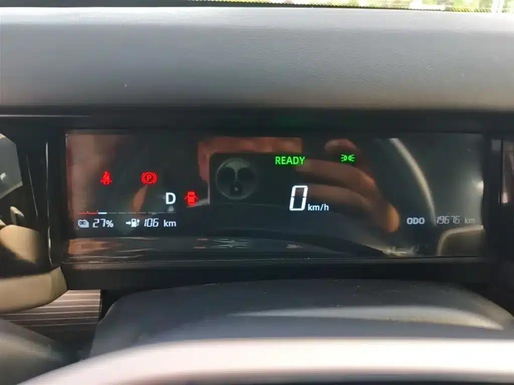 iCAR 03 2024 Model 401km 2WD Standard Advanced Edition — миниатюра 12