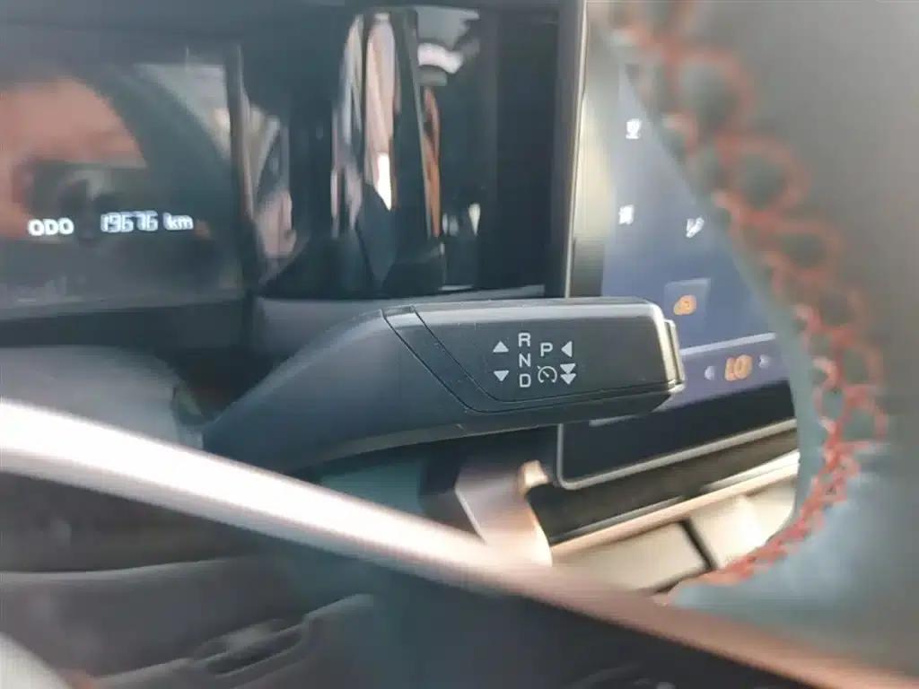 iCAR 03 2024 Model 401km 2WD Standard Advanced Edition — миниатюра 14