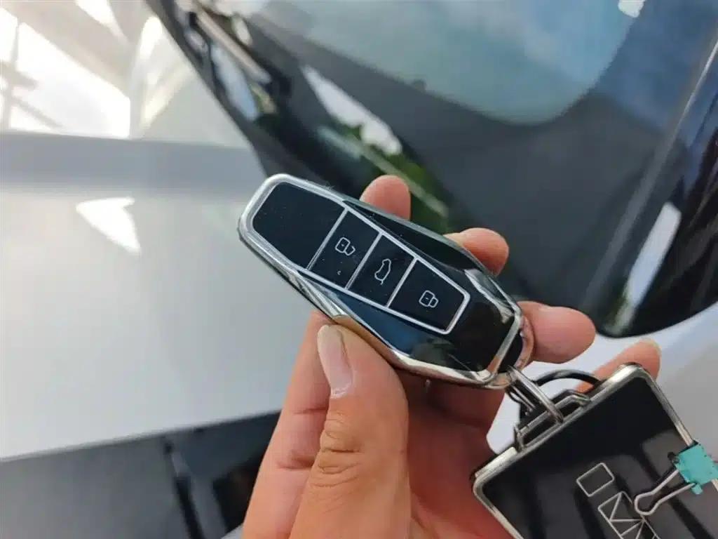 iCAR 03 2024 Model 401km 2WD Standard Advanced Edition — миниатюра 9