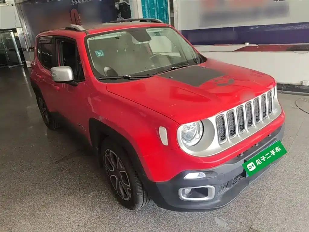 Jeep Renegade 2016 1.4T Automatic Smart Edition — миниатюра 4