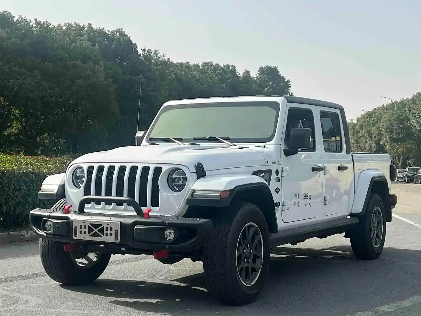 Gladiator 2022 3.6L First Edition — миниатюра 1