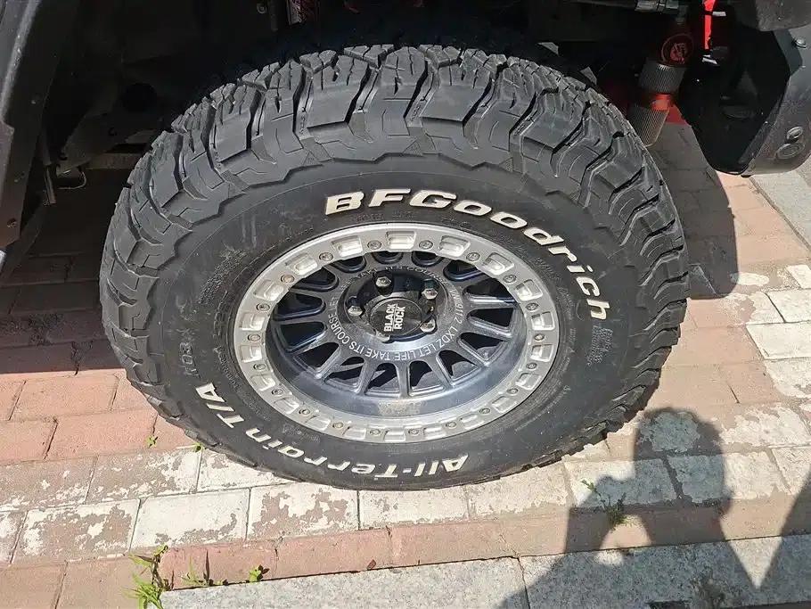 Jeep Wrangler New Energy 2021 Model 4-Door 2.0T 4xe Sahara First Edition — миниатюра 6