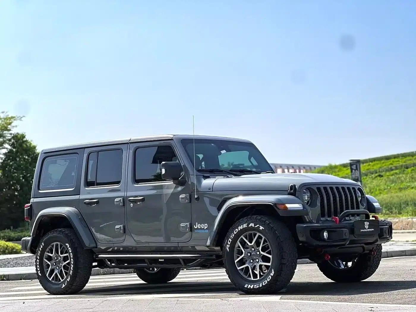 Jeep Wrangler New Energy 2021 Model 4-Door 2.0T 4xe Sahara First Edition — миниатюра 3