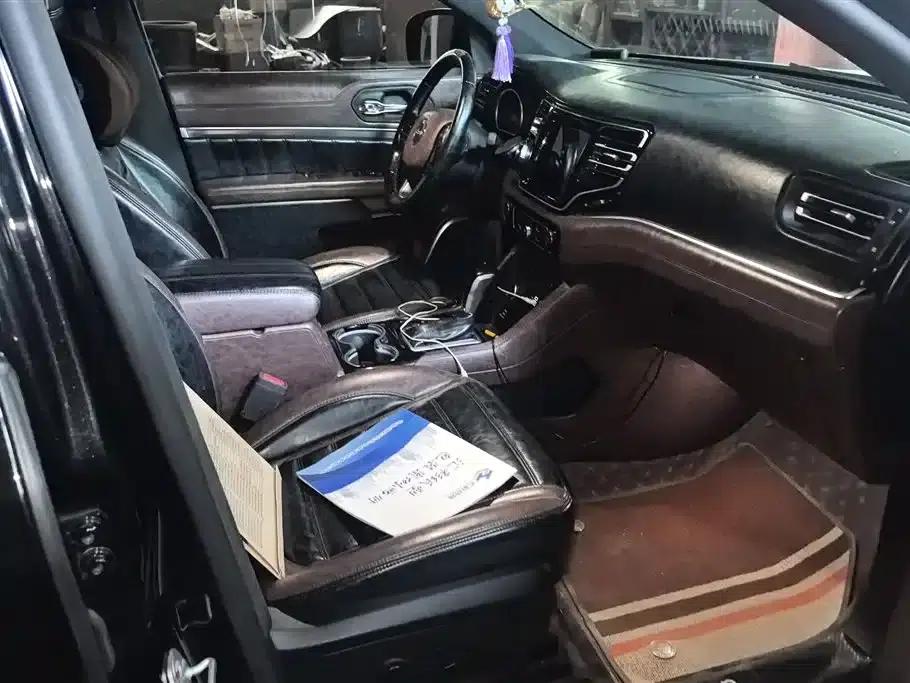 Grand Commander 2018 2.0T 4WD Enjoy Edition (China VI Emission Standard) — миниатюра 8