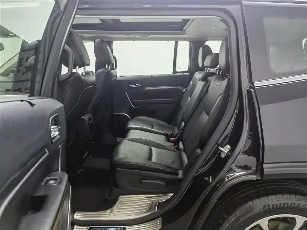 Grand Commander 2018 2.0T 4WD Smart Edition (National V Emission Standard) — миниатюра 15