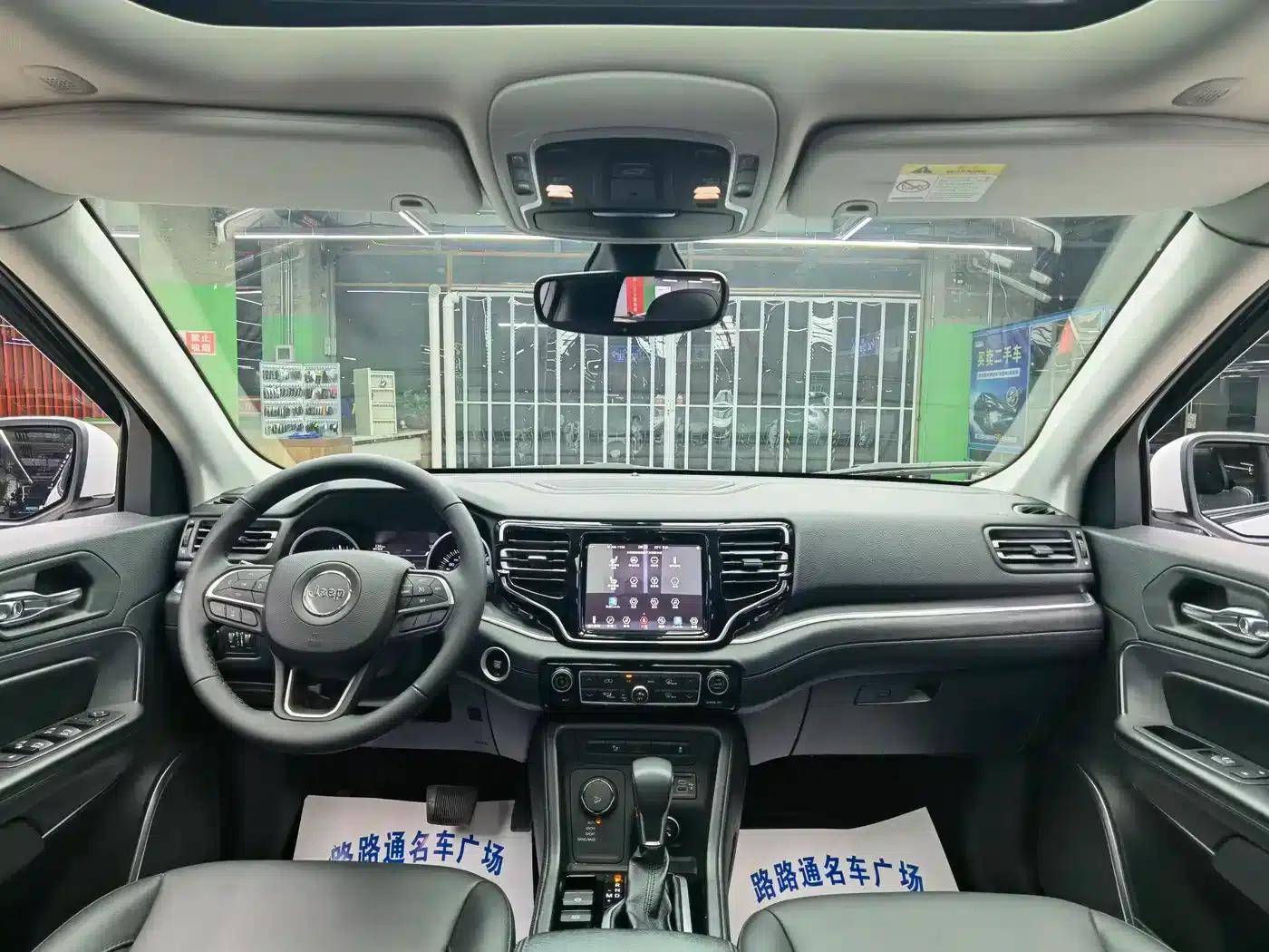 Grand Commander 2018 2.0T 4WD Enjoy Edition (National V Emission Standard) — миниатюра 7