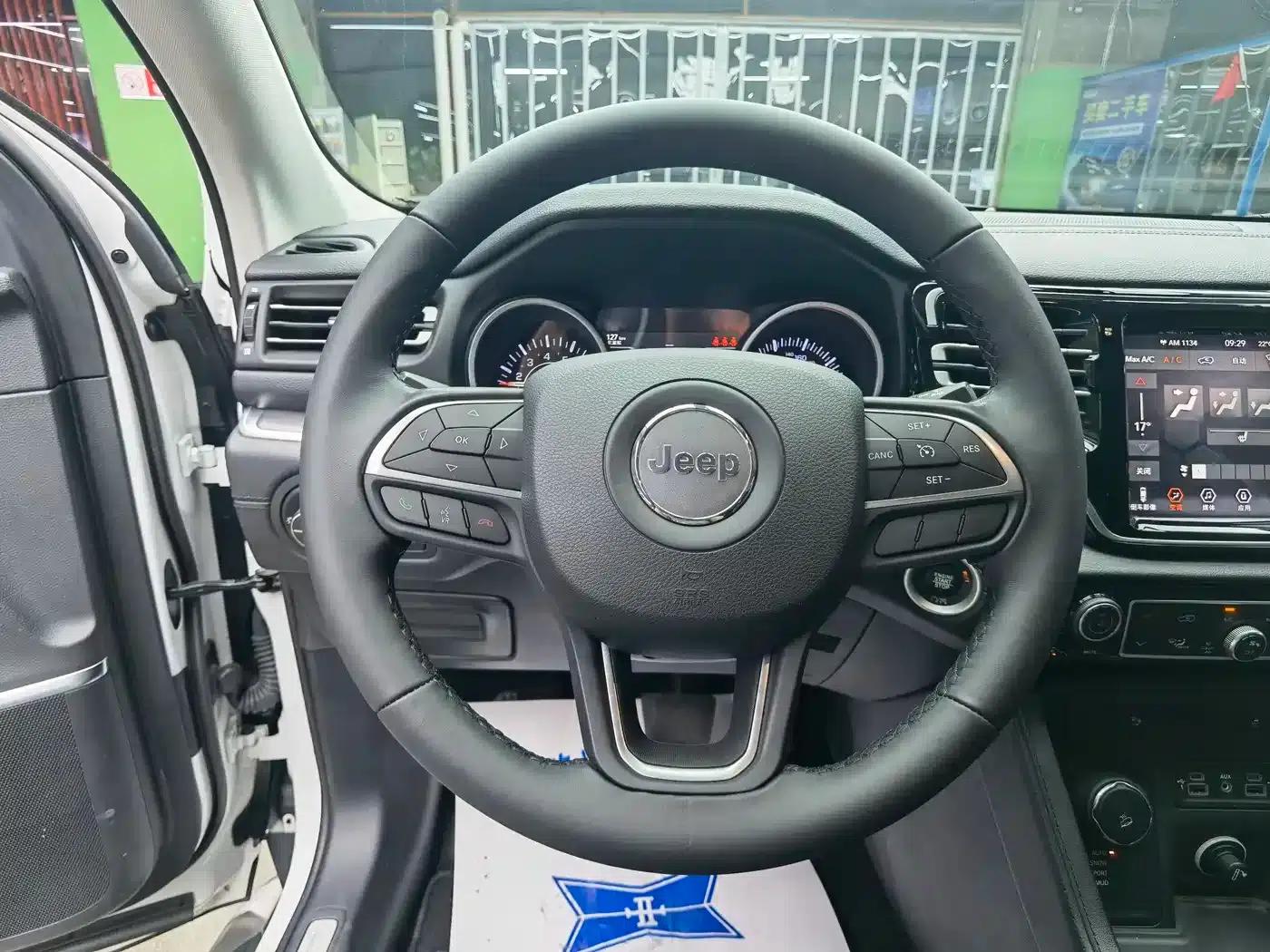 Grand Commander 2018 2.0T 4WD Enjoy Edition (National V Emission Standard) — миниатюра 10