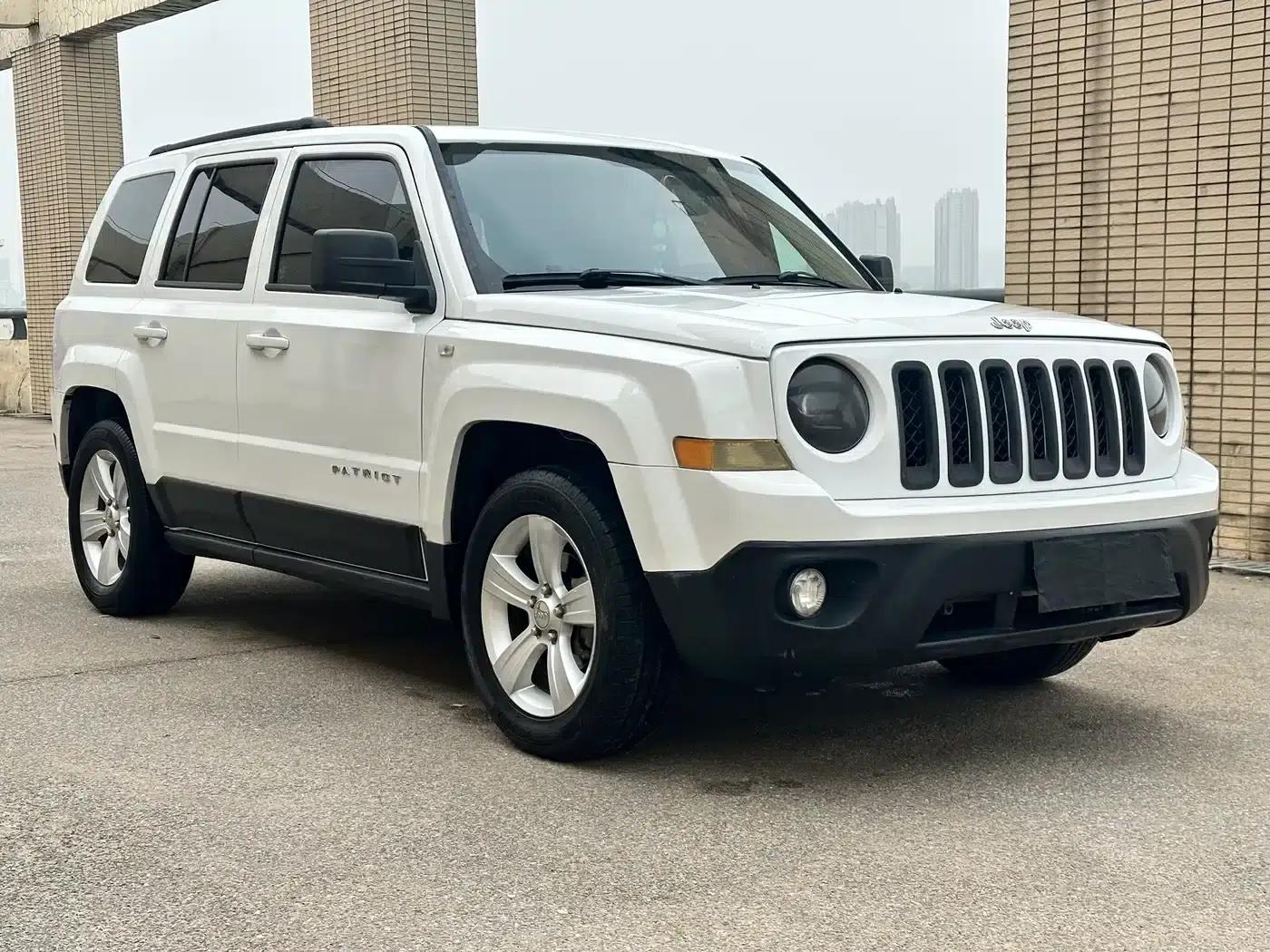 2012 Jeep Compass 2.4 Sport — миниатюра 3
