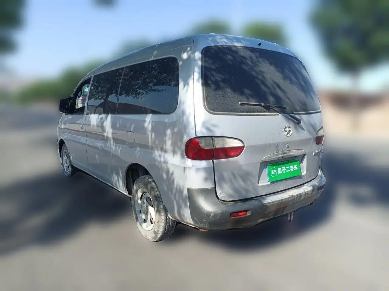 JAC Group Refine 2011 2.0L Shuttle Gasoline Standard Edition HFC4GA3 — миниатюра 4