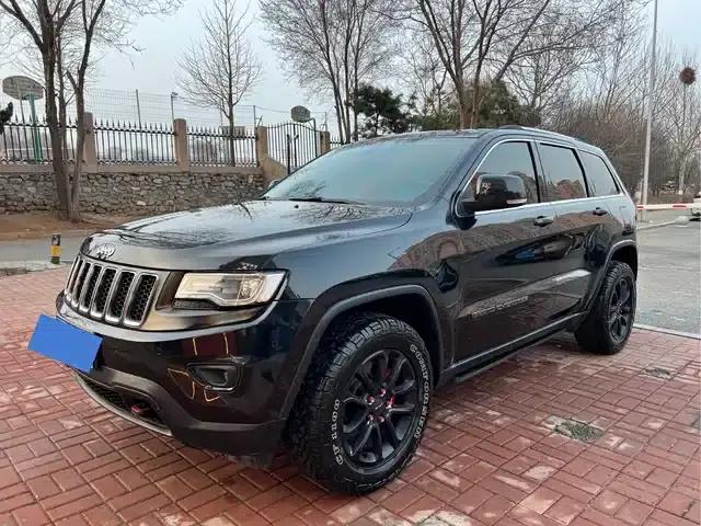 2015 Jeep Grand Cherokee Imported Model 3.0L Comfort Navigation Edition