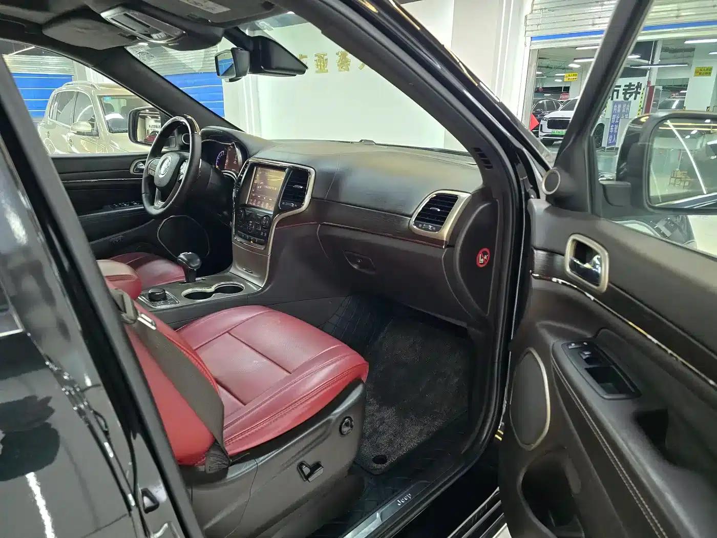 2014 Jeep Grand Cherokee 3.0L Flagship Premium Edition (Imported) — миниатюра 11