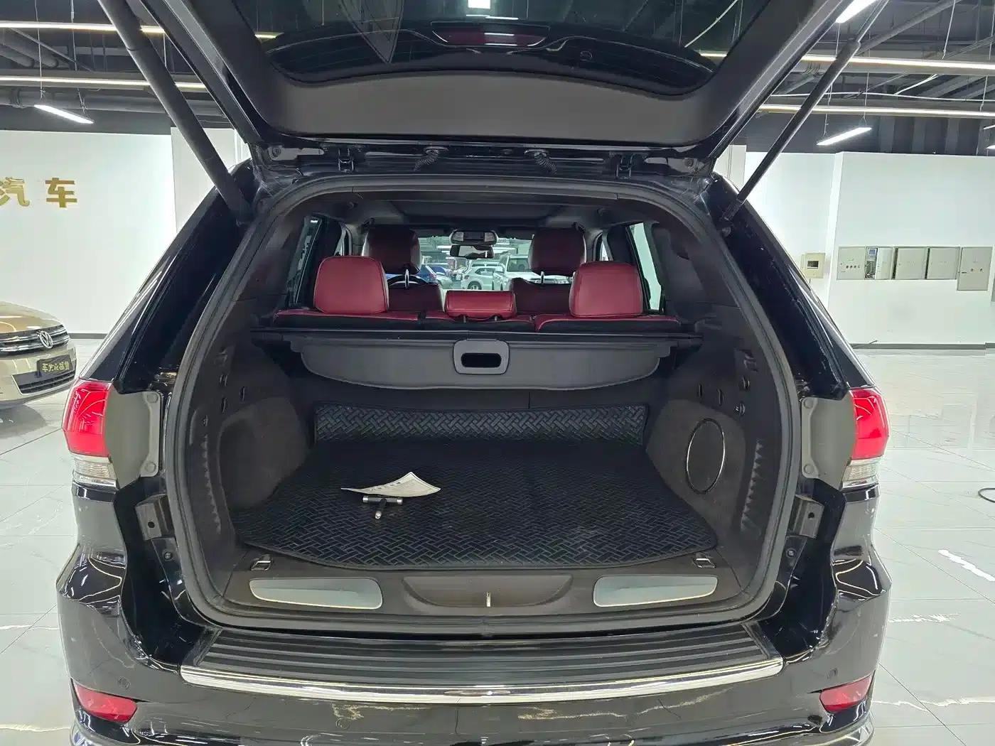 2014 Jeep Grand Cherokee 3.0L Flagship Premium Edition (Imported) — миниатюра 6