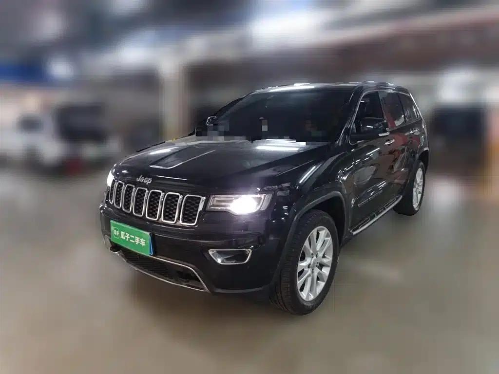 2017 Jeep Grand Cherokee Imported Model 3.0L Comfort Navigation Edition — миниатюра 2