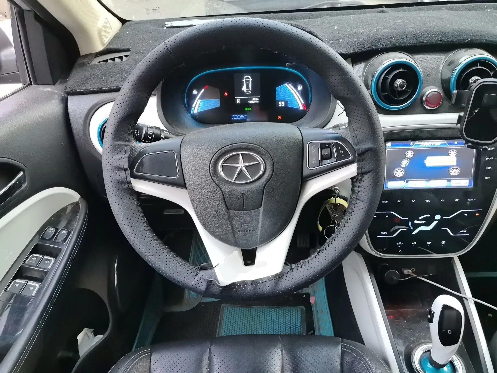 JAC Group iEV 2015 iEV5 — миниатюра 11