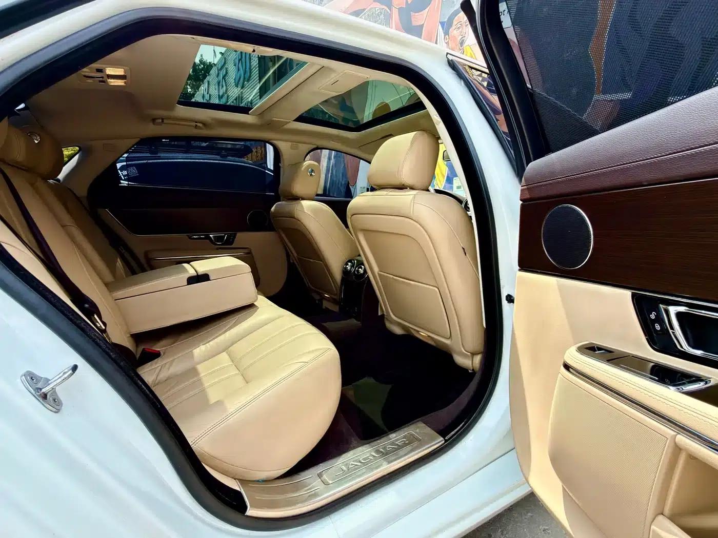 Jaguar XJ 2015 XJL 2.0T 2WD Elegant Business Edition — миниатюра 6