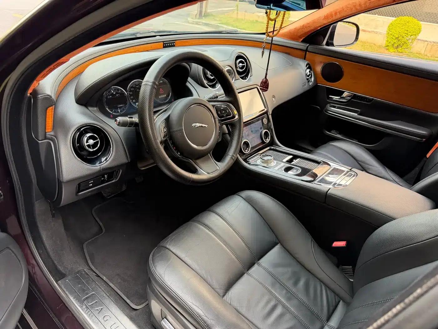 Jaguar XJ 2013 XJL 2.0T Elegant Business Edition — миниатюра 13