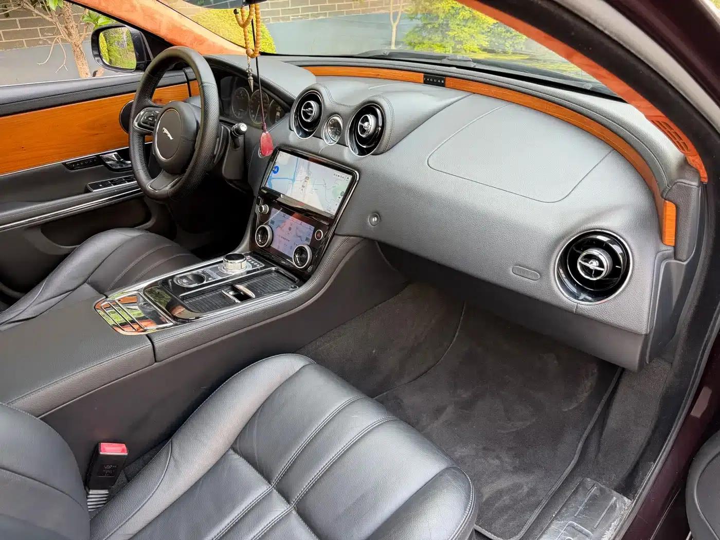 Jaguar XJ 2013 XJL 2.0T Elegant Business Edition — миниатюра 14