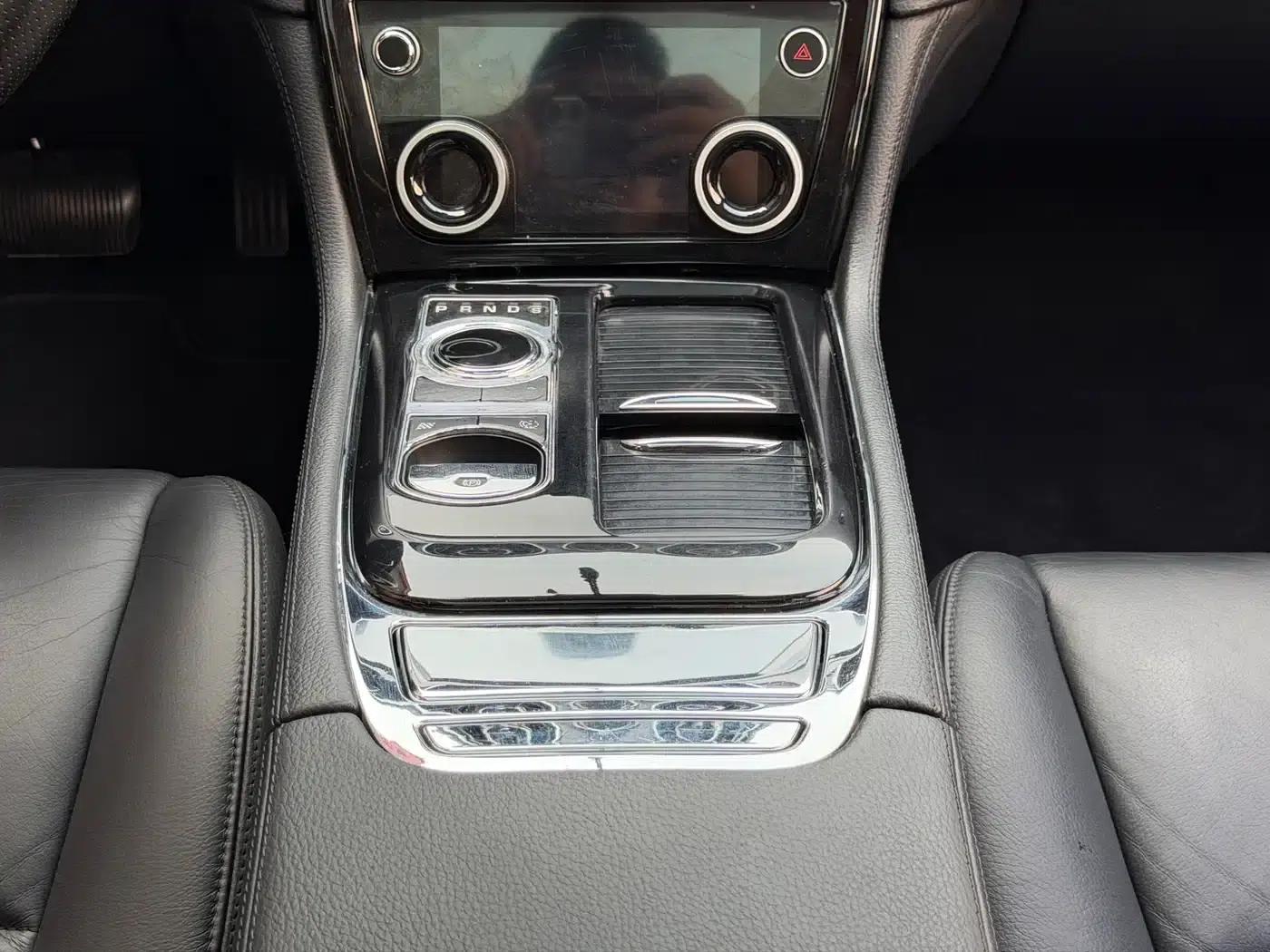 Jaguar XJ 2013 XJL 2.0T Elegant Business Edition — миниатюра 23