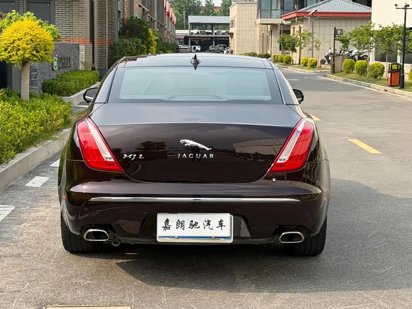 Jaguar XJ 2013 XJL 2.0T Elegant Business Edition — миниатюра 8