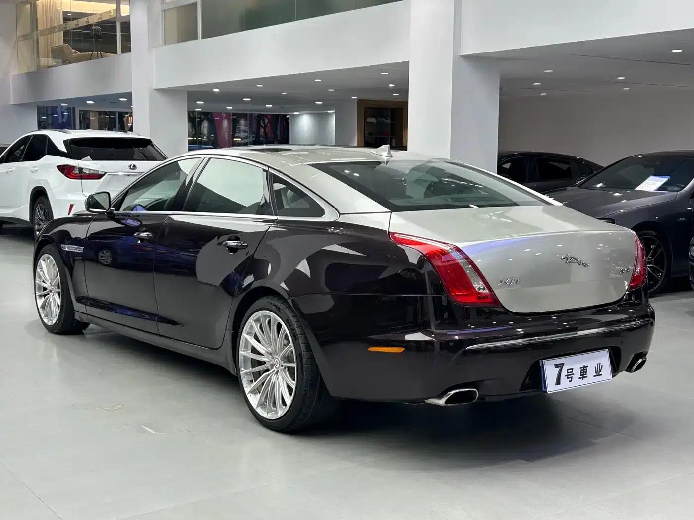 2014 Jaguar XJ XJL 3.0 SC 2WD Panoramic Business Edition — миниатюра 16