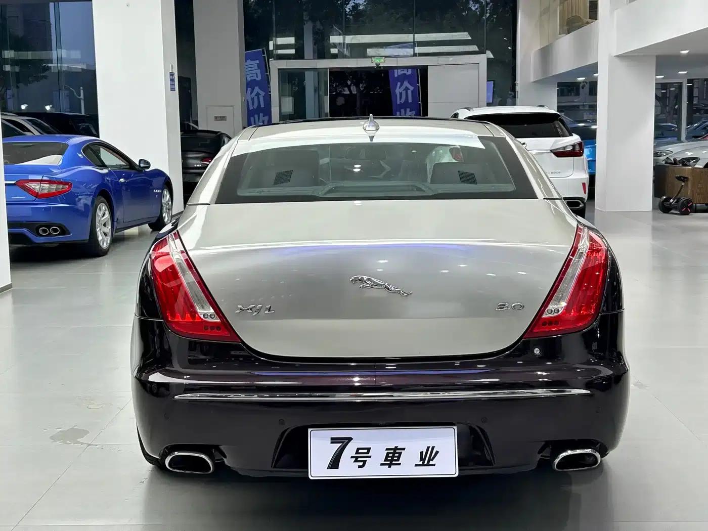 2014 Jaguar XJ XJL 3.0 SC 2WD Panoramic Business Edition — миниатюра 18