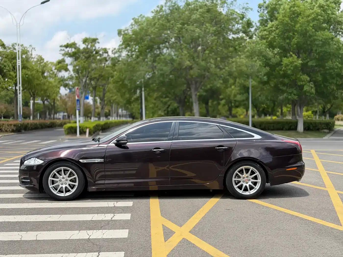 Jaguar XJ 2015 XJL 3.0 SC Elegant Business 80th Anniversary Edition — миниатюра 3