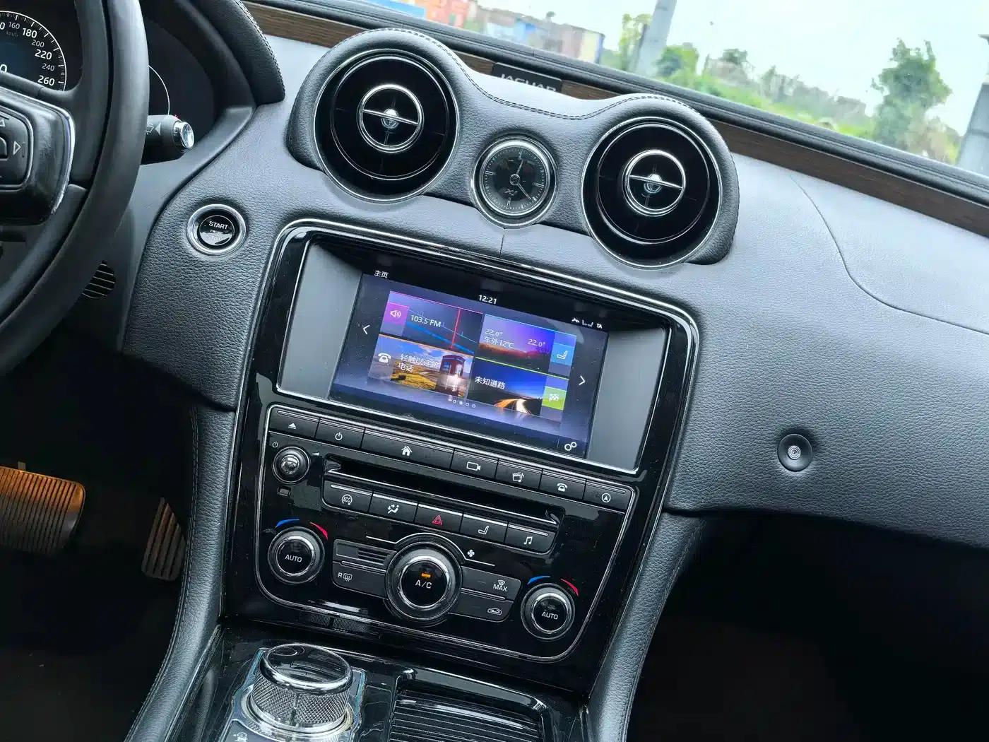 Jaguar XJ 2016 XJL 2.0T 2WD Elegant Business Edition — миниатюра 11