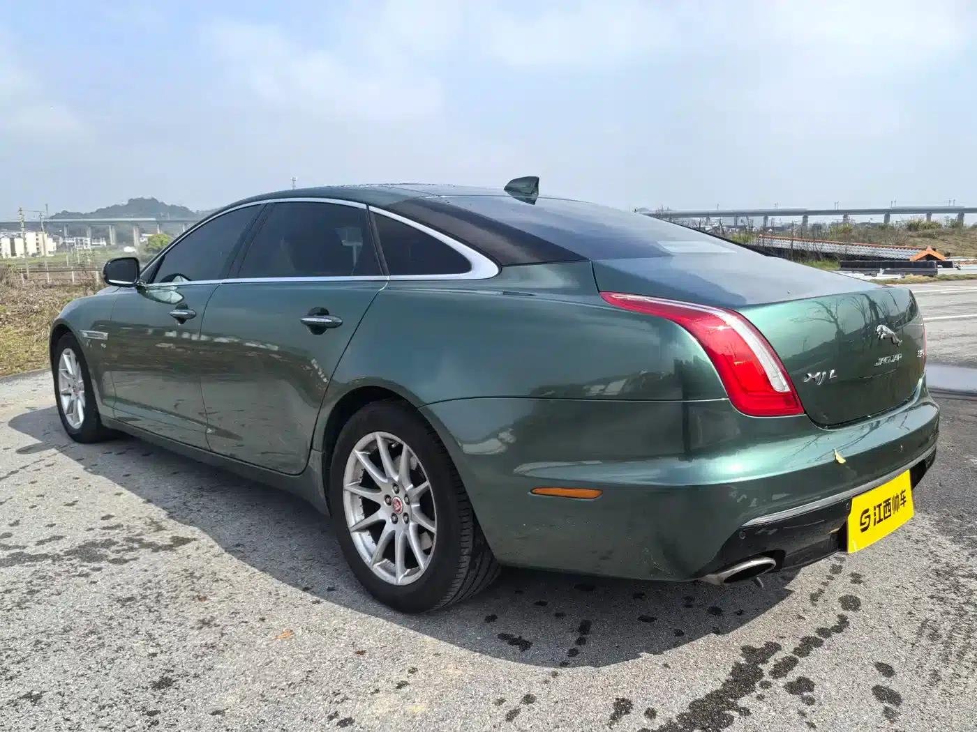 Jaguar XJ 2016 XJL 2.0T 2WD Elegant Business Edition — миниатюра 8