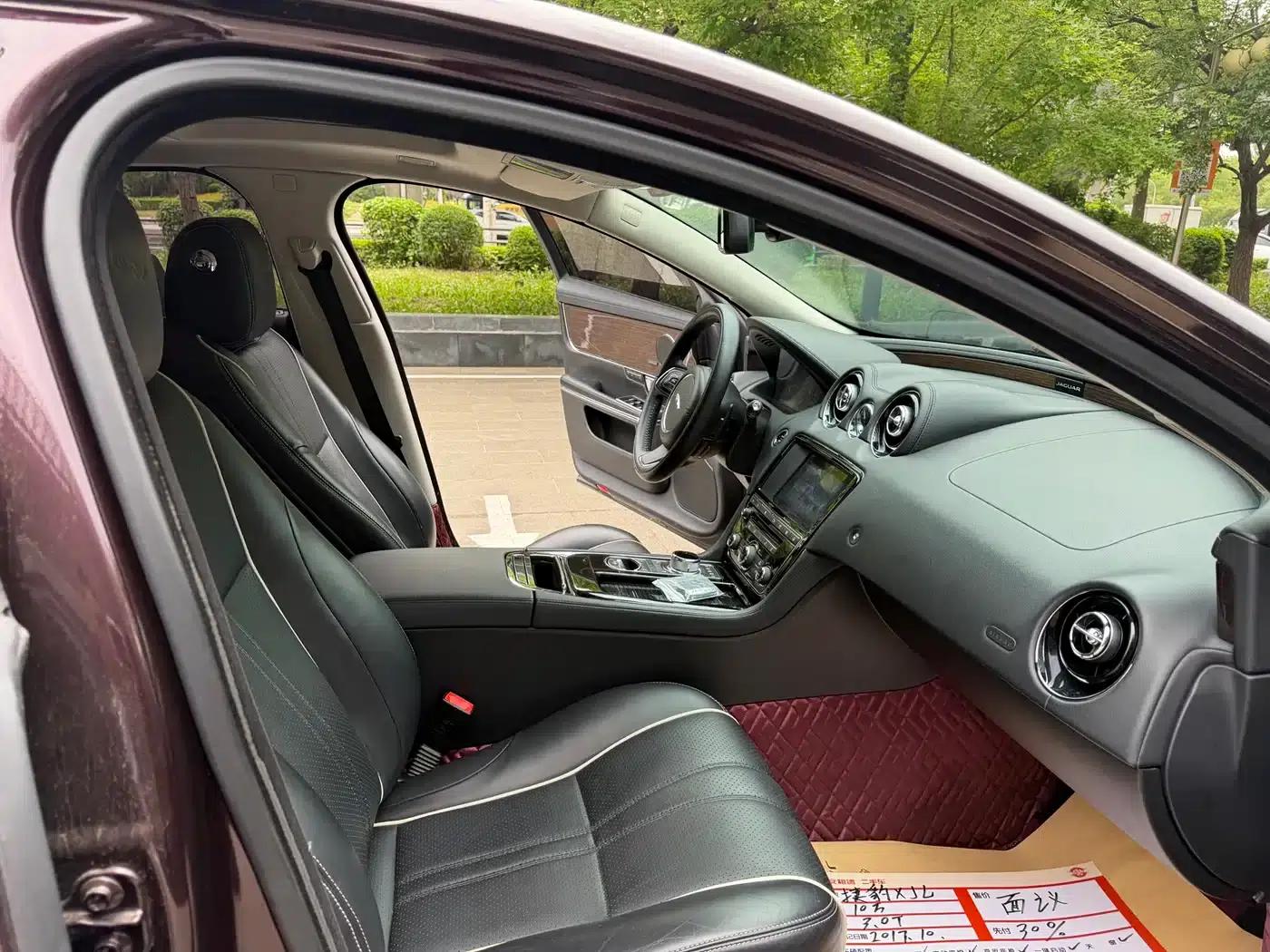 Jaguar XJ 2016 XJL 3.0 SC AWD Premium Business Edition — миниатюра 11