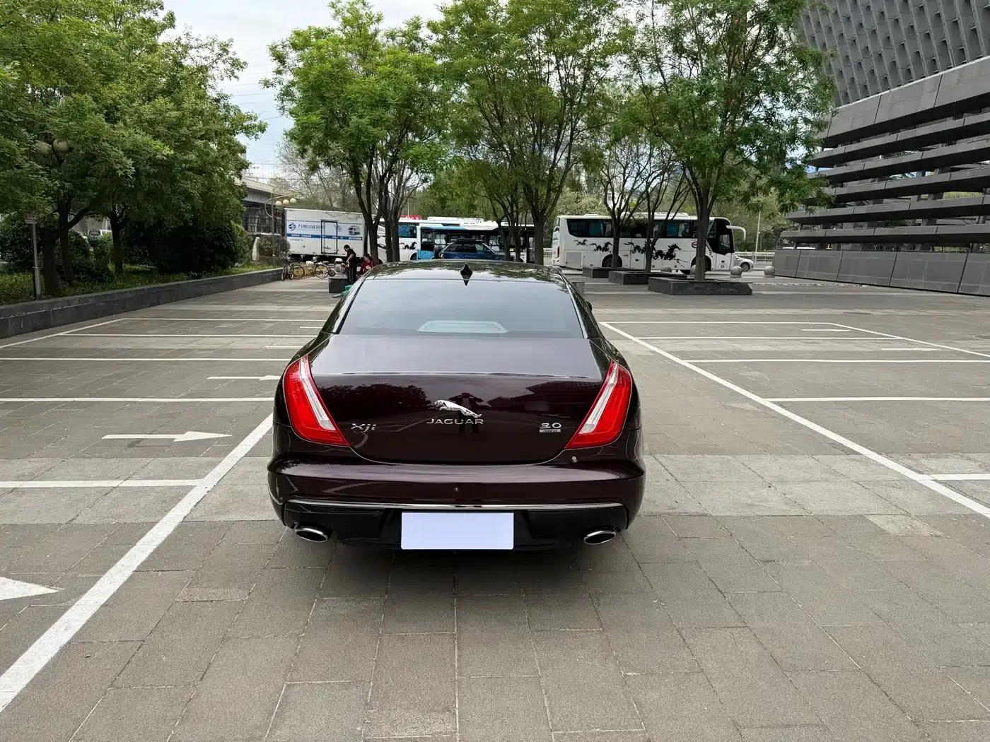 Jaguar XJ 2016 XJL 3.0 SC AWD Premium Business Edition — миниатюра 6