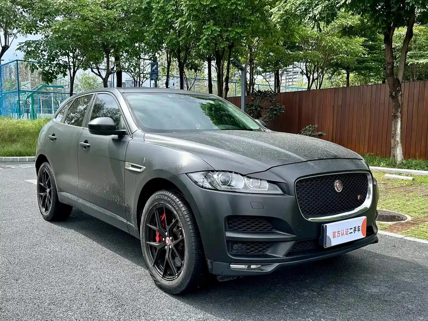 Jaguar F-PACE 2018 2.0T AWD Urban Luxury Edition — миниатюра 3